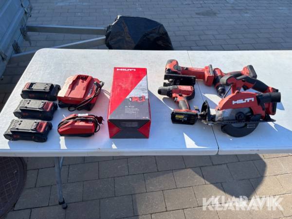 Handmaskiner Hilti Nuron 4 maskiner med lampa, 1 st batteri och laddare