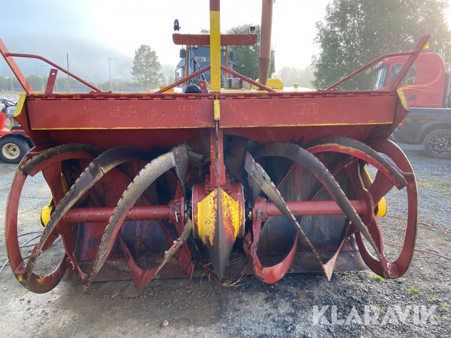 Snöslunga frontmonterad Svedala Arbrå SS 250-114 