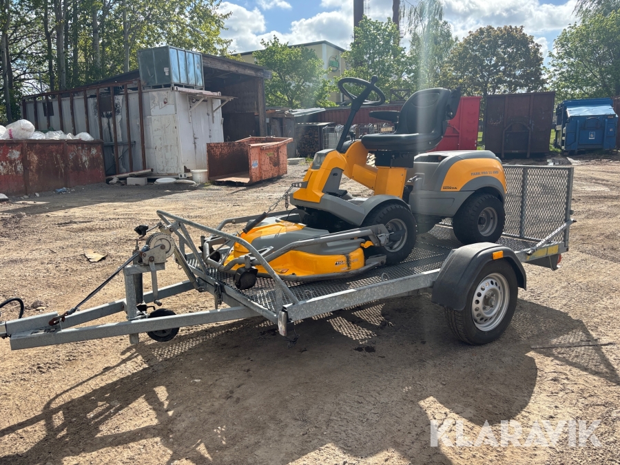 Gräsklippare Stiga Park Pro 25 4wd med kärra