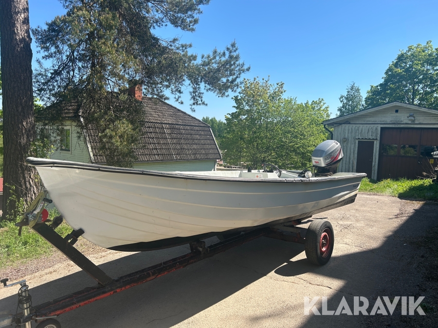 Båt Persson Båt RM520 med båtkärra