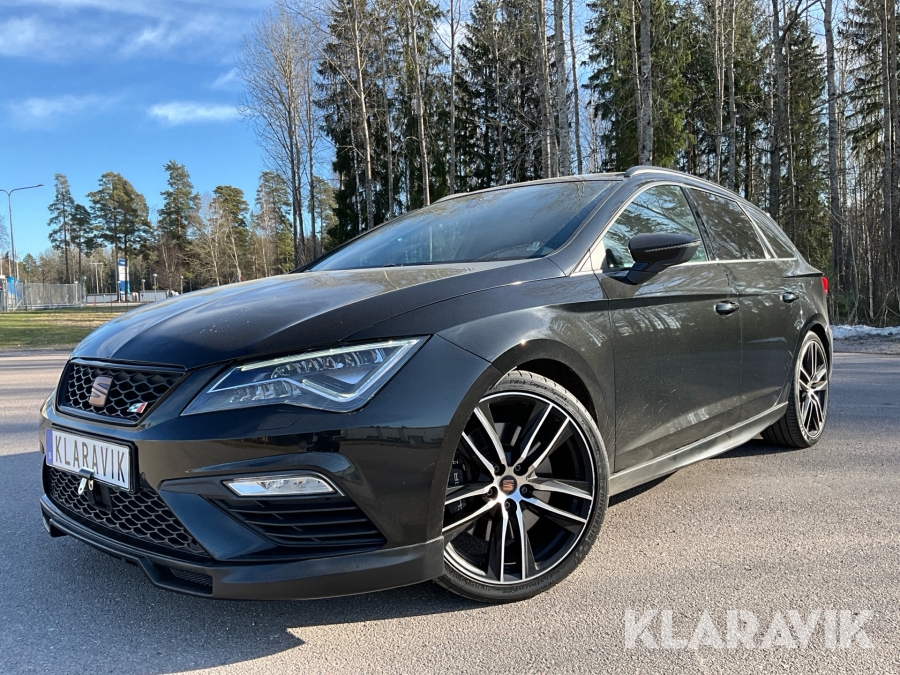 Seat Leon Cupra ST 4Drive 300hk BEATS Cocpit Rieger