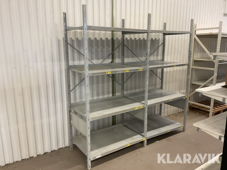 Förvaringshylla plåt bredd 1,97m