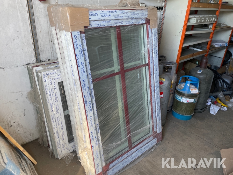 Fönster 11 st Gelan 90/140 3-glas med spröjs PVC