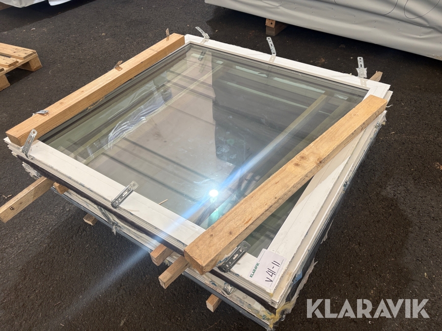 Plastfönster Salamander 3 st