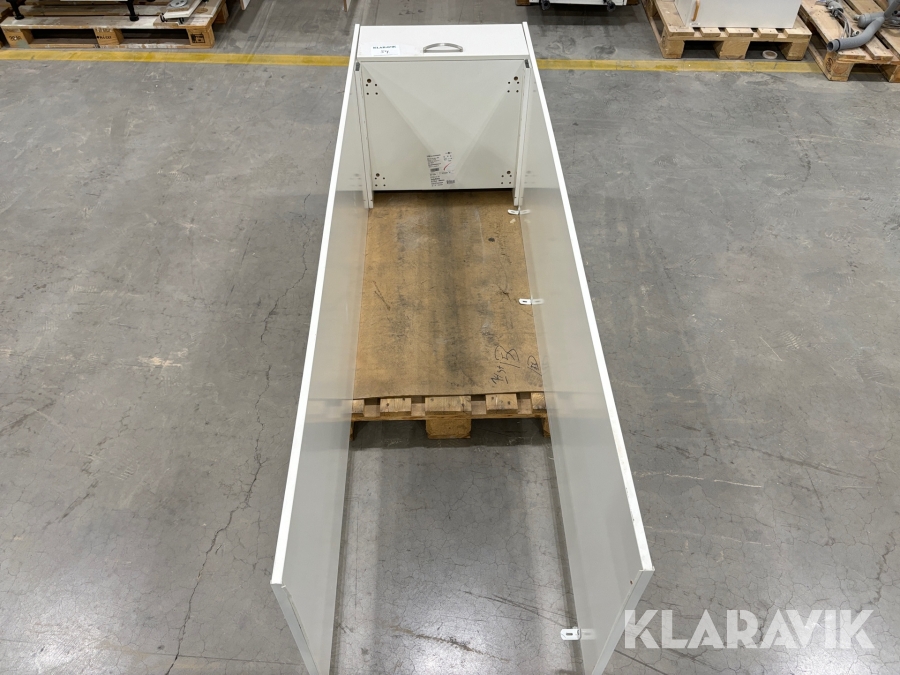 Stomme med överskåp till kyl 60cm, Eksjö, Klaravik auktio