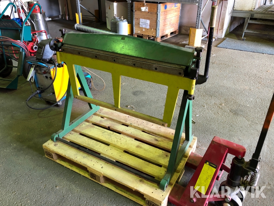 Plåtbockningsmaskin 