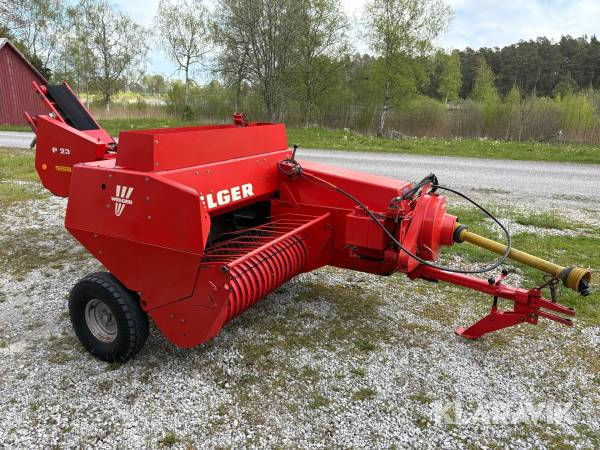 Småbalspress Welger Ap500 med balkastare P23