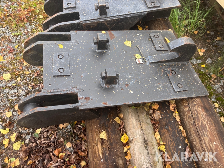 Redskapsfäste SMP B 27