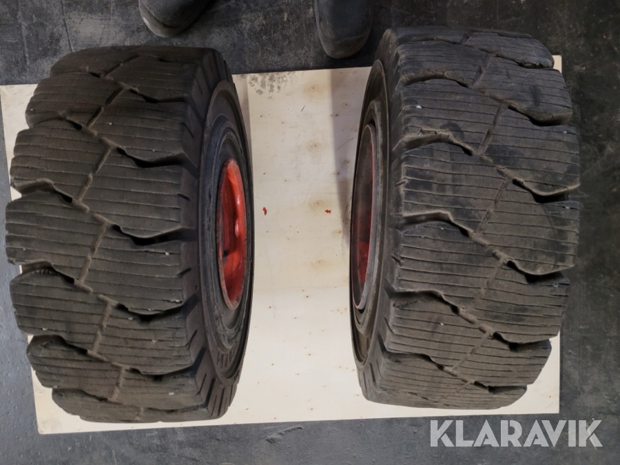 Truckdäck 23x9-10 2 st