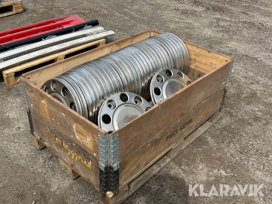 Navkapslar 35 st Scania i rostfritt