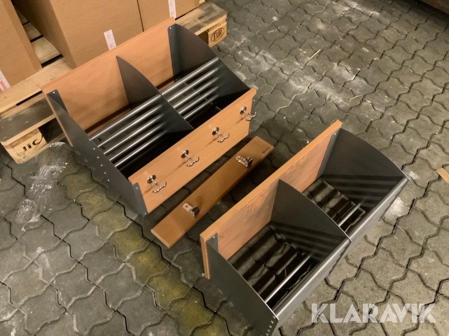 Kapp och skohylla Hyllteknik 3 stycken