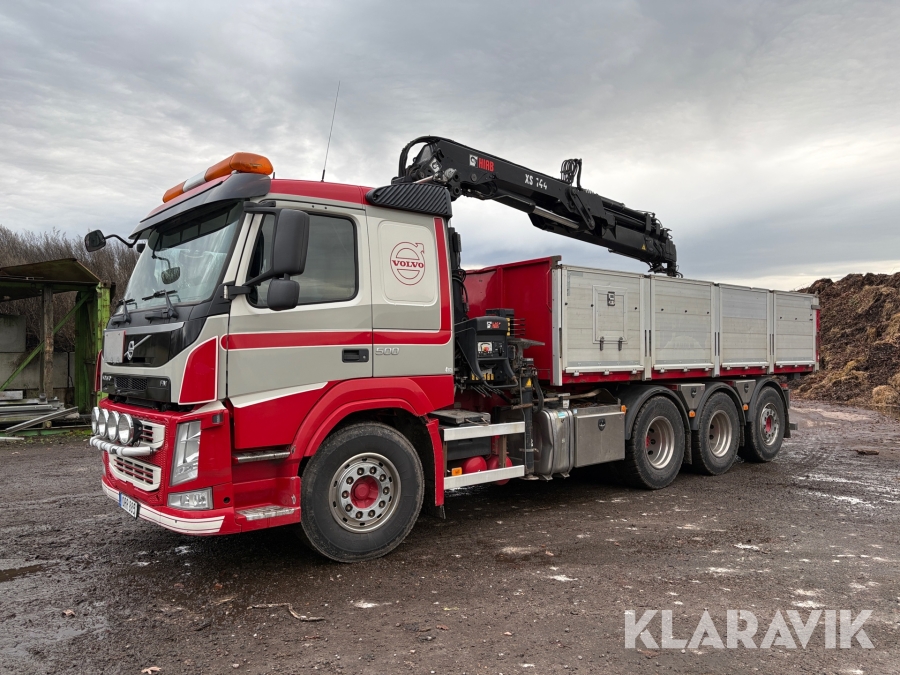 Kranbil med tipp Volvo FM 500 8*4 med sandspridare och vägverksanpassad