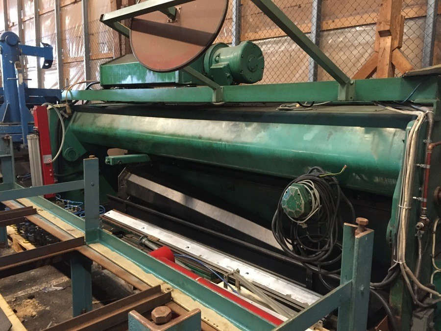 Plåtkap för tunnplåt inkl pelarsvängkran+ rullbanor