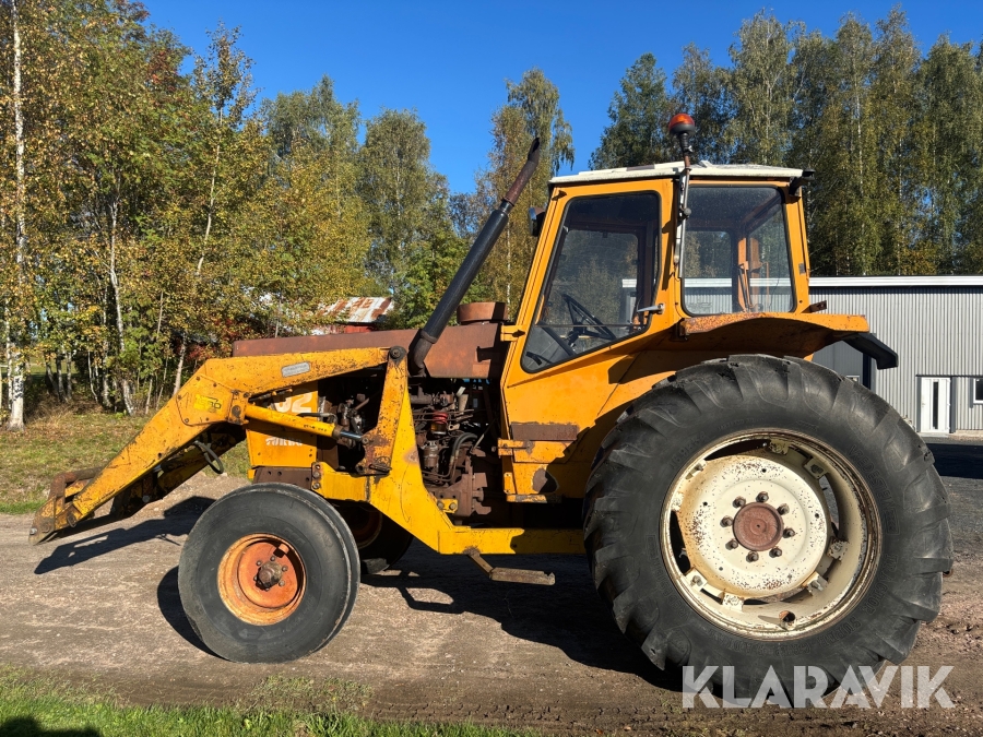 Traktor Valmet 802 med Frontlastare