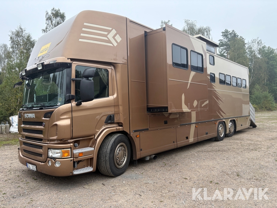 Hästlastbil med bodel Scania P380