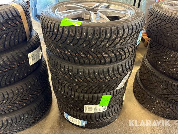 Däck Nokian 225/50R17