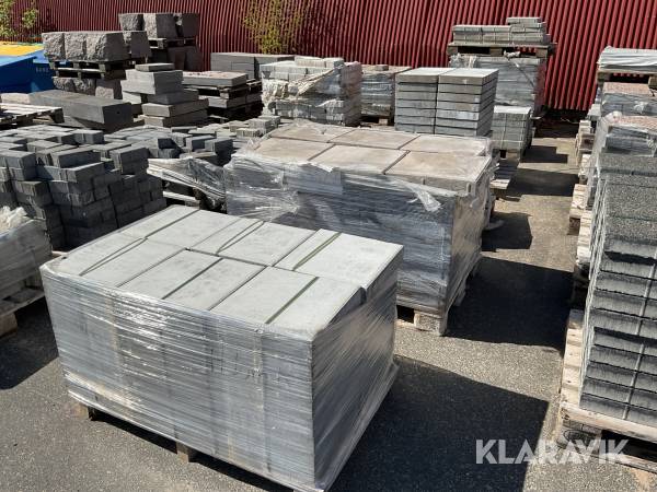 Parti med betongmarkplattor 7st pall