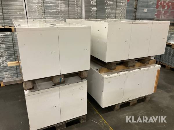 4st låsbara Klädskåp (20st luckor totalt) 