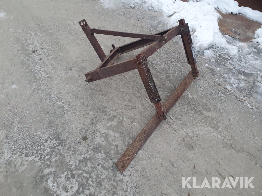 Bakblad till mindre traktor