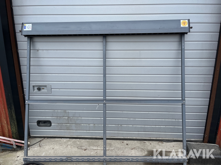 Vattenburen solfångare Din Ceprüft C01-30. 4 ställningar med 30 rör i varje.