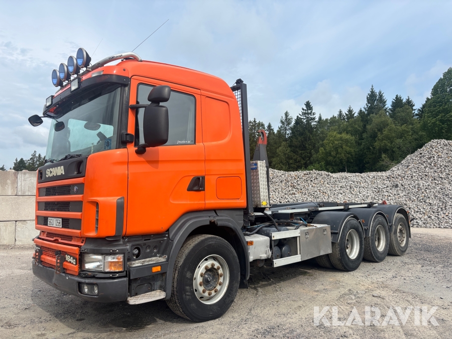 Lastbil Scania 164G med lastväxlarkameleont
