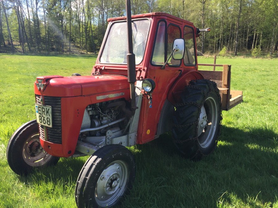 Traktor Massey Ferguson 25
