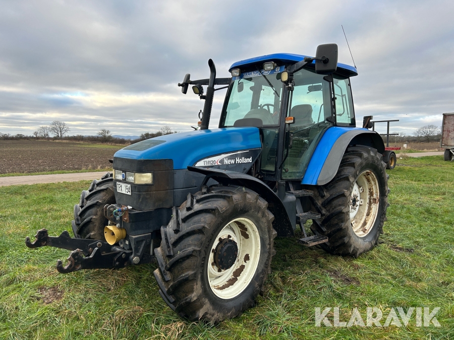 Traktor New Holland TM120, Båstad, Klaravik auktioner