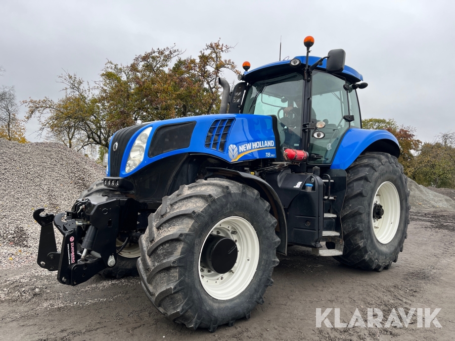 Traktor New Holland T8.390