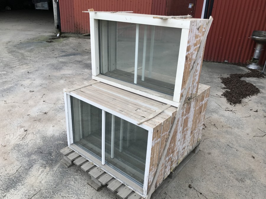 Parti begagnade fönster 12st