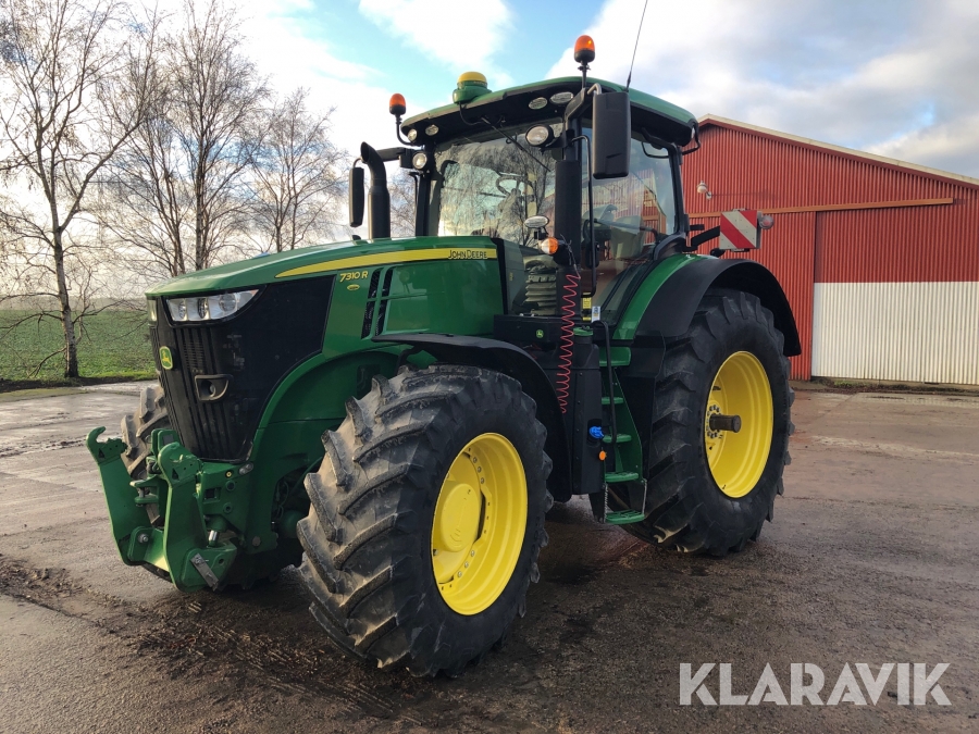 Traktor John Deere 7310R Ultimate med Starfire 3000 GPS