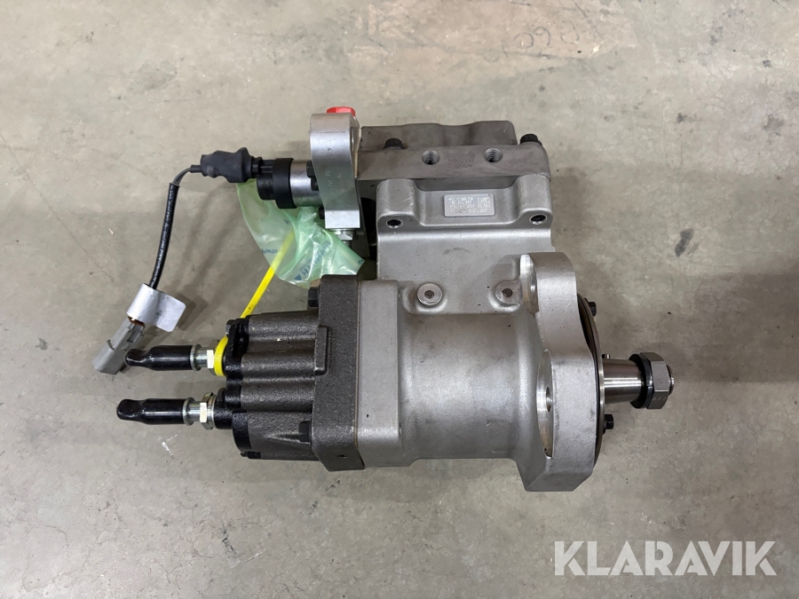 Insputningspump till R320 LC-7A