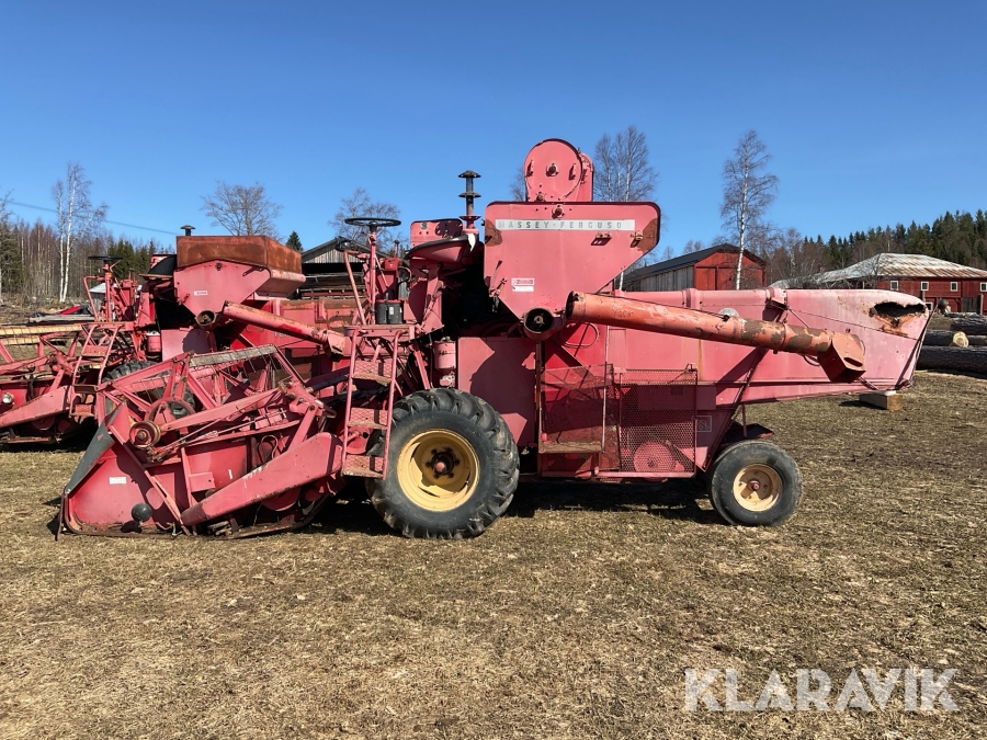 Skördetröska Massey Ferguson MF 31-6