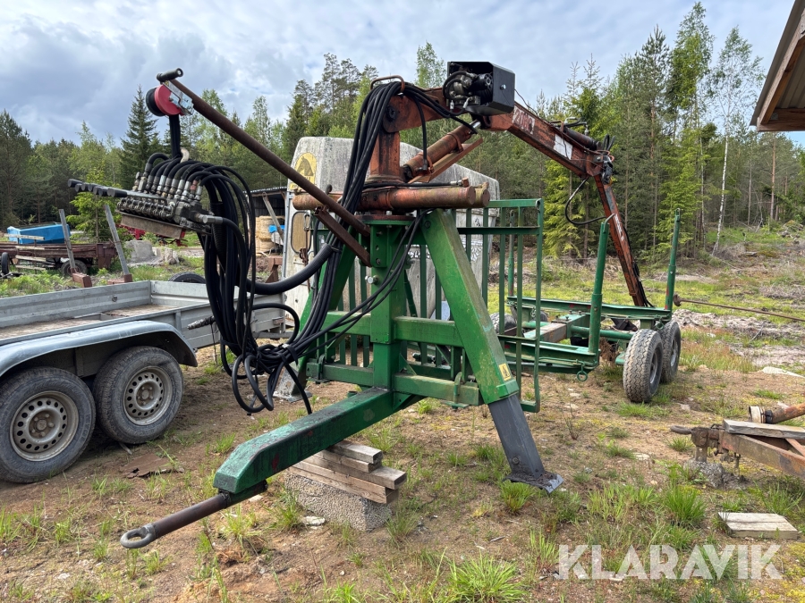 Skogsvagn FMV kran