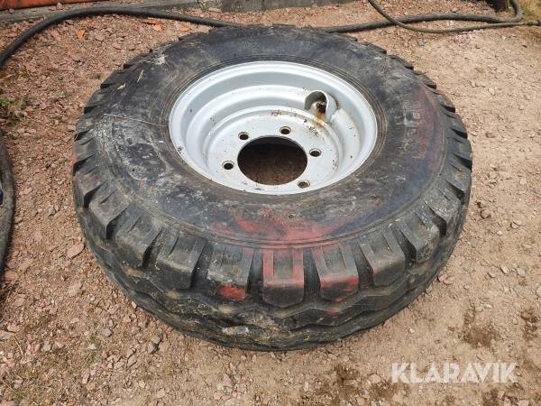 Vagnsdäck Nustar 11.5/80-15.3 med fälg 1 st