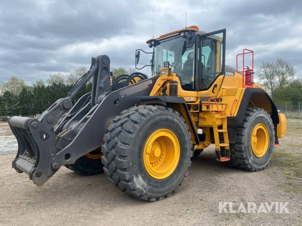 Hjullastare Volvo L180H med skopa
