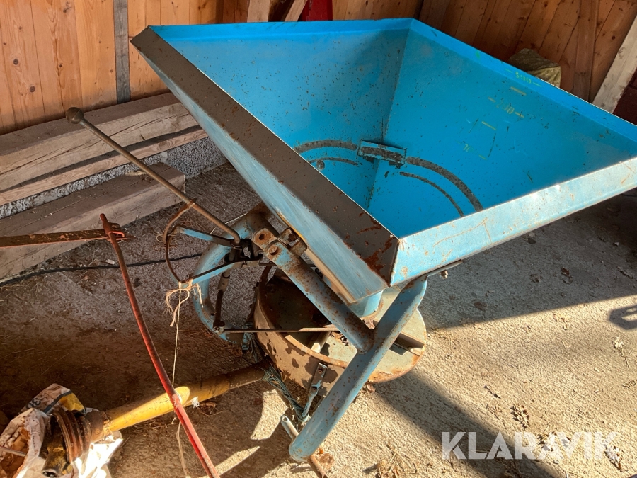 Konstgödselspridare Vogel & Noot K 13 Åkland Tornado 301