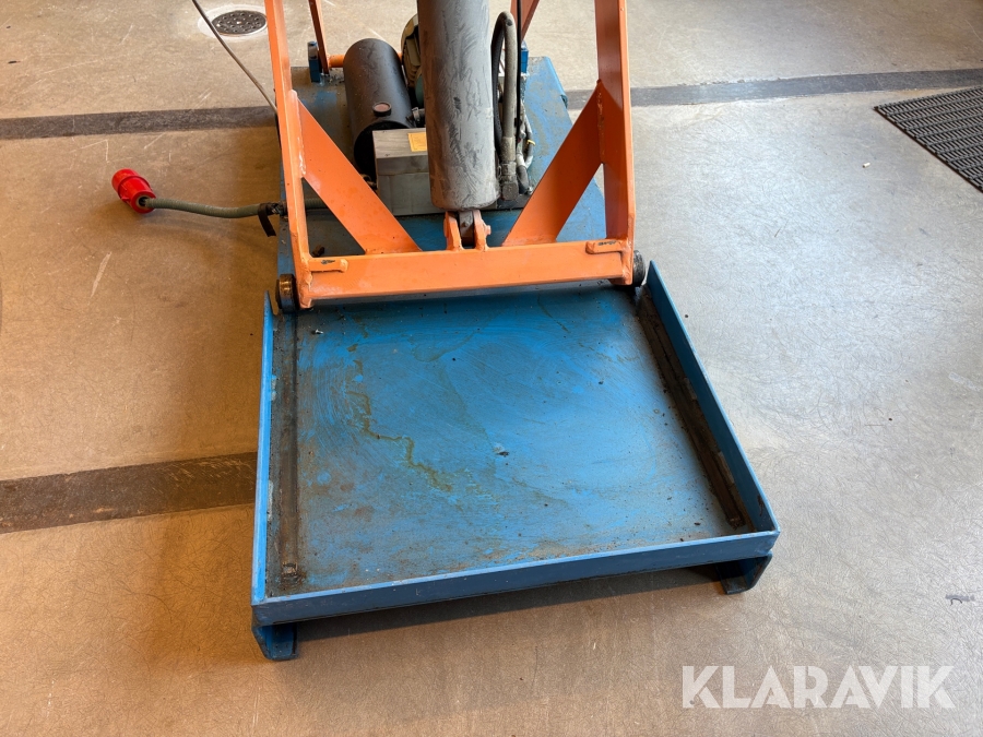 Lyftbord Ergoswede TL1000B med snurrplatta