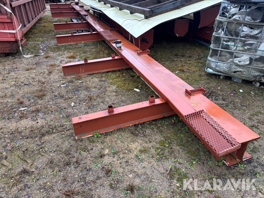 Flismagasin med matningsanläggning ca 120 m3