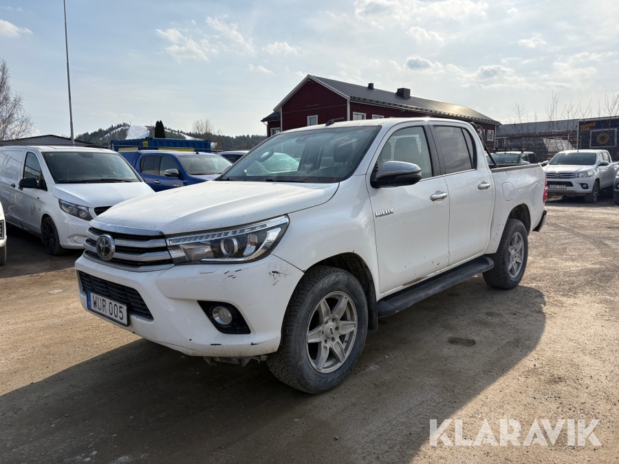 Pickup Toyota Hilux Dubbelhytt 2,4 AWD