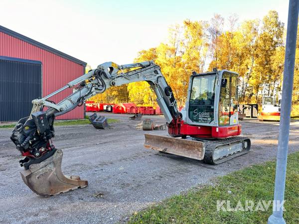 Grävmaskin Takeuchi TB257FR med redskap