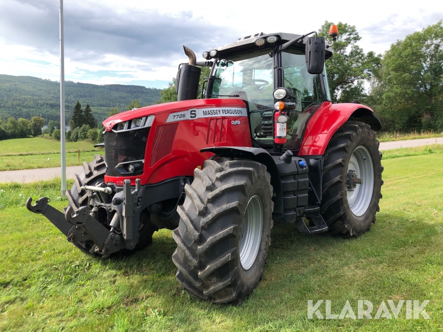 Traktor Massey Ferguson 7726 DynaVT