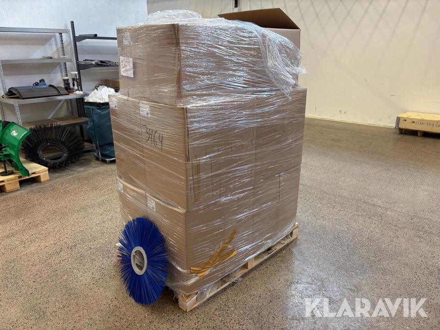 Parti med borstringar