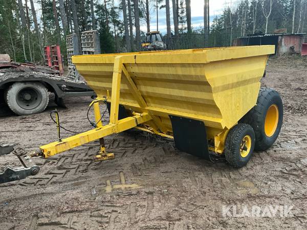 Bogserad sandspridare