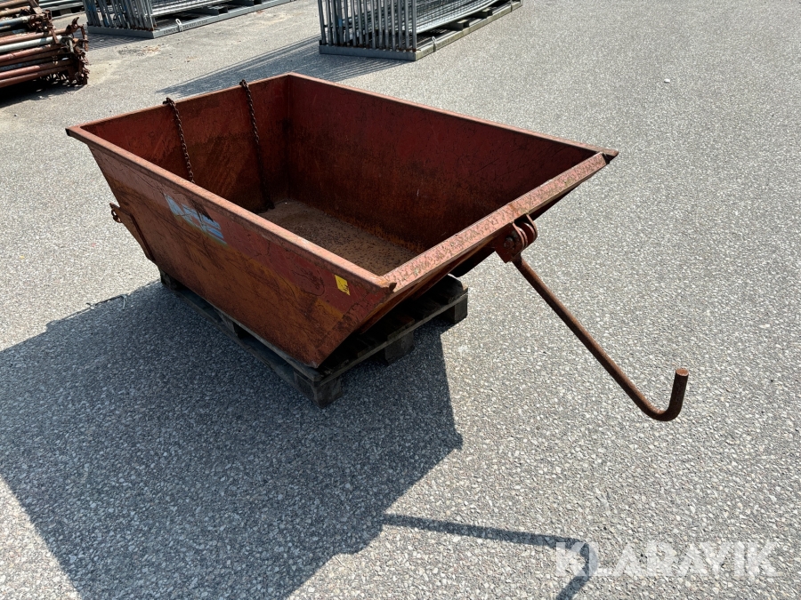 Materialbask/jordbask Stål & Plåt Jönsson 750 l