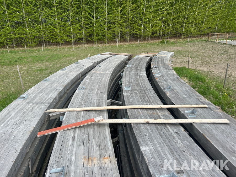 Limträ stomme 25x42x12 m ridhus Töreboda Limträ