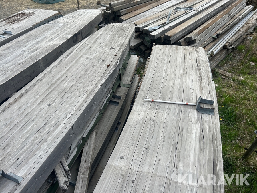 Limträ stomme 25x42x12 m ridhus Töreboda Limträ