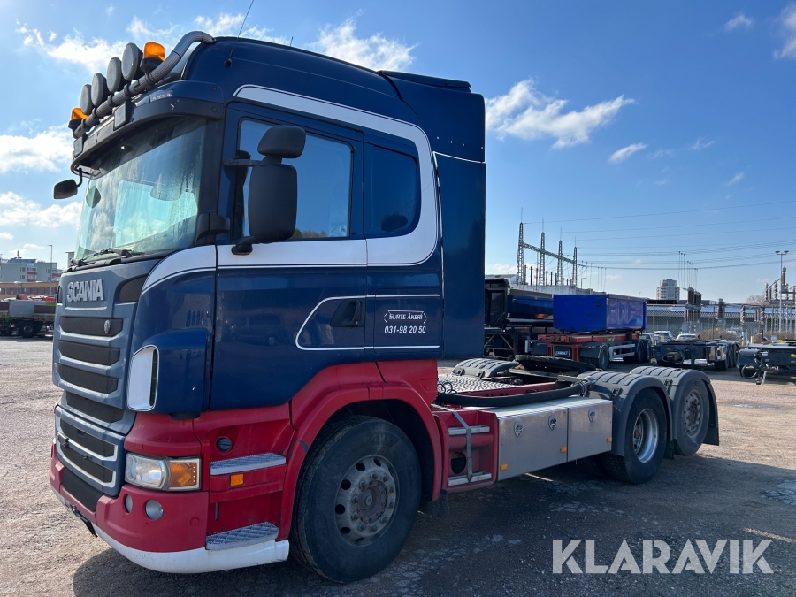 Dragbil Scania R440 med kompressor för bulk
