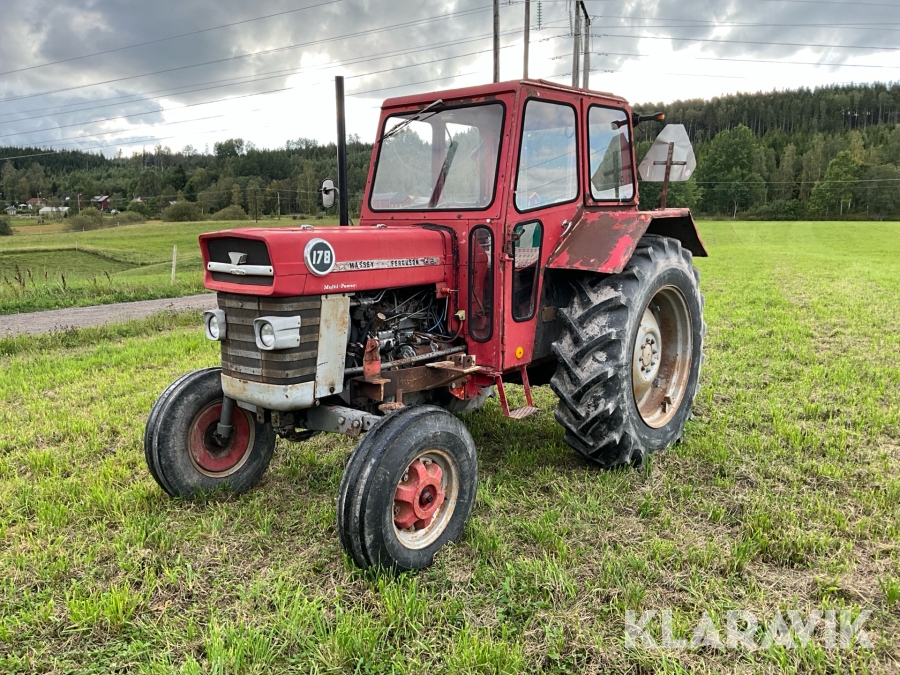 Traktor Massey Ferguson 178 med lastare