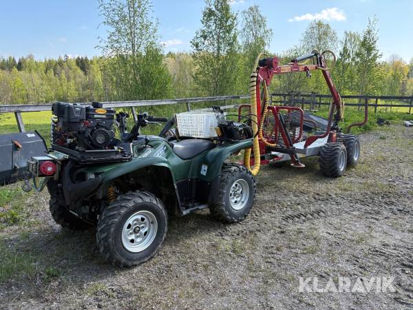 ATV Yamaha Grizzly 700 med kranman skogsvagn
