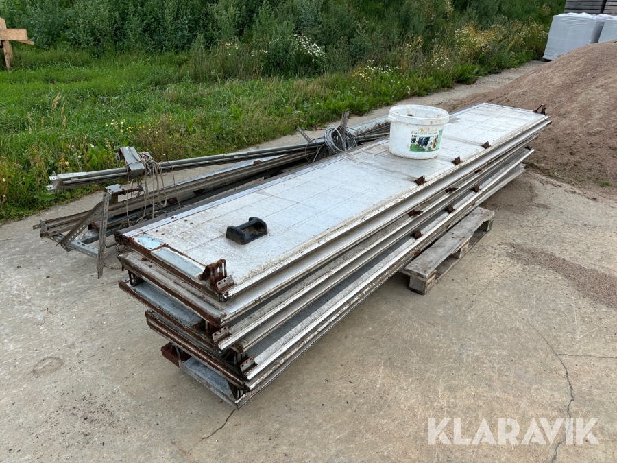 Takskjutport Lindab LDIALH 4,4x4,0 m